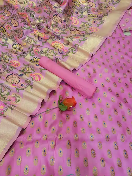 Banarasi Cotton Silk Suits uploaded by REGALIA WEAVERS ENTERPRISES on 8/28/2023