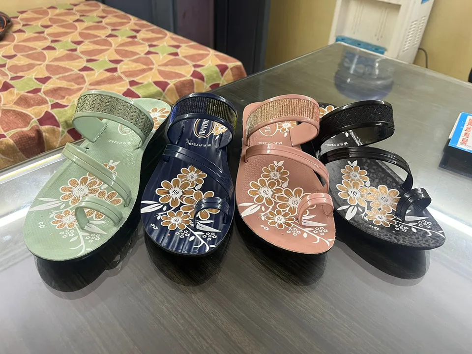 PU SLIPPER'S  uploaded by business on 8/28/2023