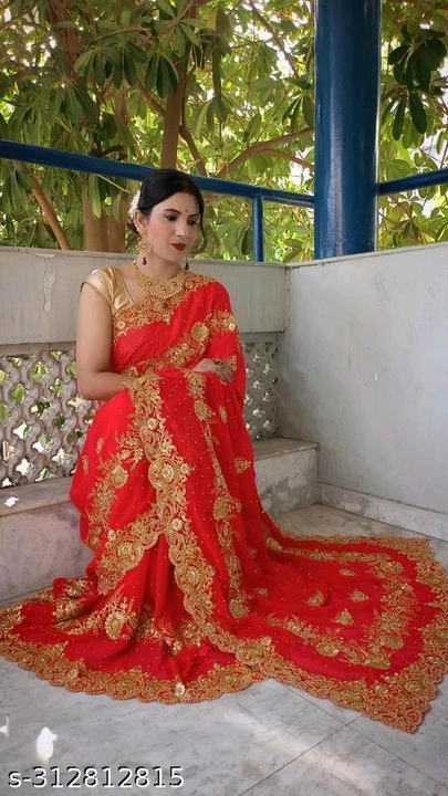 Post image I want 1-10 pieces of Saree at a total order value of 500. I am looking for Women Brand 🔥🔥new Saree 😍with 45℅ discount || . Please send me price if you have this available.