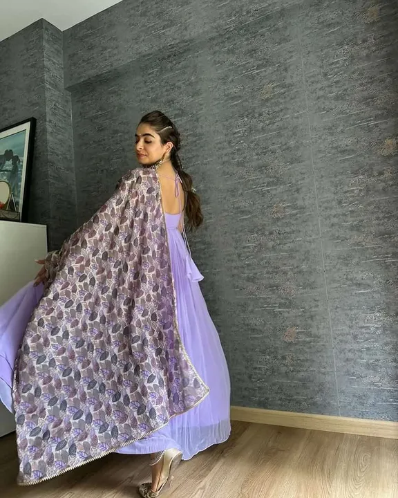 Lavender kalamkari dupptta 💜🌸

Dressing Up is like lighting up every room you enter getting you th uploaded by Villa outfit on 8/29/2023