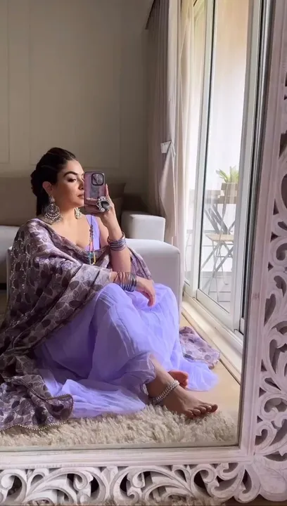 Lavender kalamkari dupptta 💜🌸

Dressing Up is like lighting up every room you enter getting you th uploaded by Villa outfit on 8/29/2023