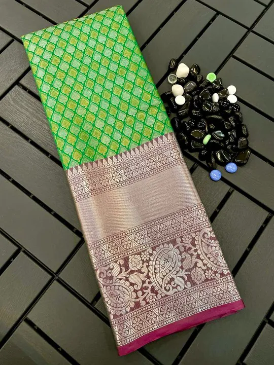 Banarasi handloom silk saree  uploaded by Suyukti Creation on 8/29/2023