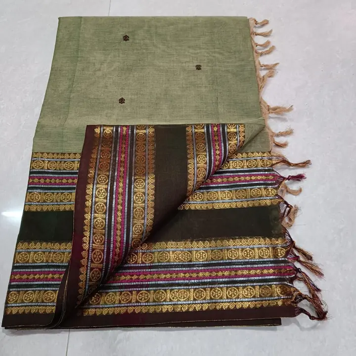 Sarees uploaded by business on 8/29/2023