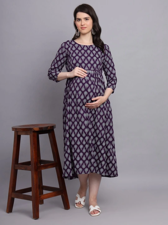 Post image Rayon Anarkali feeding/ maternity  kurti
Size: M, L, XL, XXL
Length: 48inch 
Fabric: Rayon
Sleeves: 3/4th
Chain: 2
Price : 290+5%GST