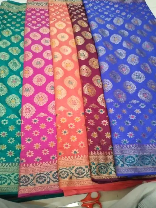 Banarasi soft silk sarees uploaded by VAIBHAV SAREES on 8/30/2023