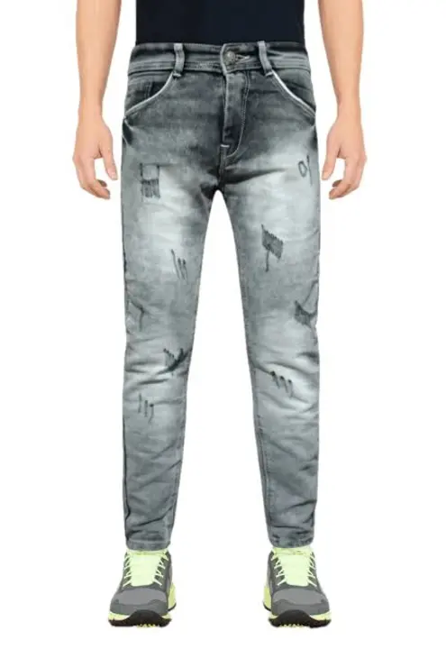 Post image I want 100 pieces of Men's Jeans at a total order value of 15000. I am looking for Size 30 32 34. Please send me price if you have this available.