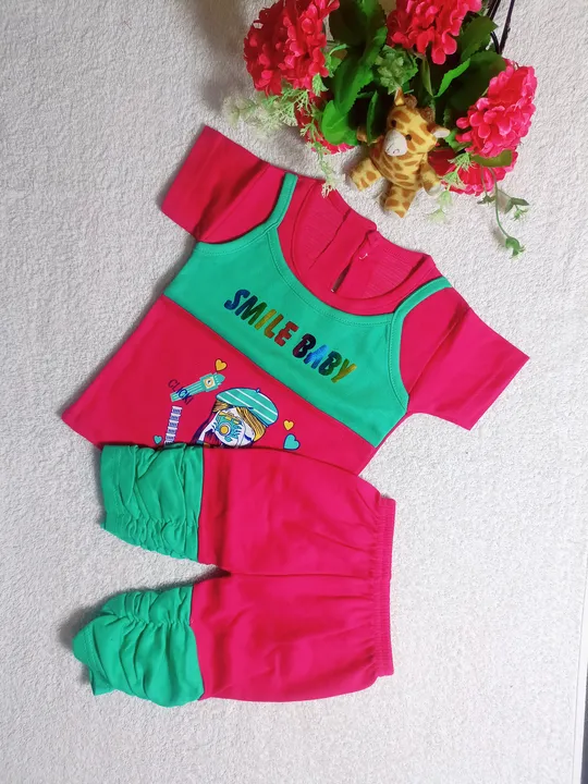 Girl baby t-shirt and Capri set 472 M uploaded by Kids Wear WA:7348977195 Bangalore  on 9/1/2023