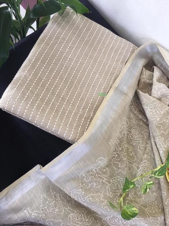 Semi linen dress materials  uploaded by Zafreen Handloom  on 3/20/2021
