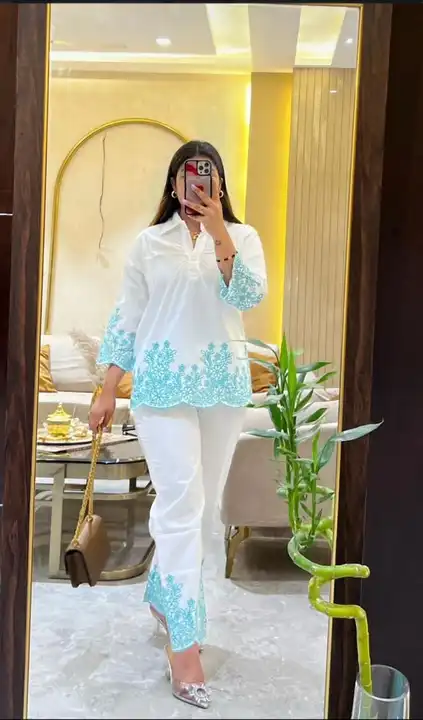 Post image *SOOTHING  in all seasons beautiful co-cord set- *BE LIKE THIS!!💕💕*

🎊🎊most trending and in demand_ beautiful floral embroidery cord set🎊🎊


🎊🎊These are Light / Non transparent and *STATEMENT GRABBERS in BEST QUALITY RAYON !!*.

*_TUNIC STYLE SHIRT_*

*Fabric - Rayon SULV*

*Long Sleeves with beautiful floral embroidery work*

*Smart pantslength -38"* 

*Sizes 38 to 46*

*Color - Rama and Pink*

*A must grab in best quality* 

👉 *Free Shipping*

*Hurry up book now!*