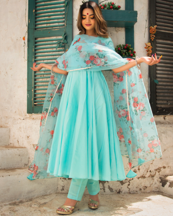 Umbrella frock with printed dupatta uploaded by business on 9/5/2023