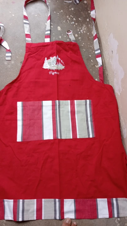 Kitchen apron per pices rate  uploaded by Export surplus stock made ups etc on 9/5/2023