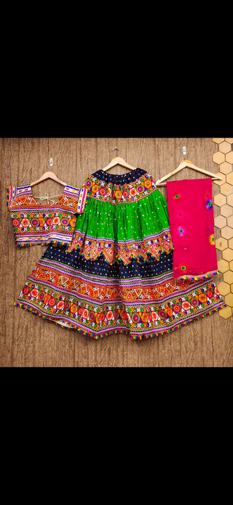 Post image I want 1-10 pieces of Dandiya dress  at a total order value of 10000. Please send me price if you have this available.