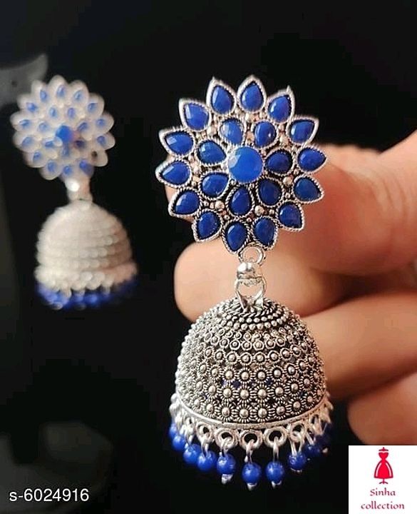 Post image Base Metal: Brass
Plating: Silver Plated
Stone Type: Artificial Beads
Sizing: Adjustable
Type: Jhumkhas
Multipack: 1
Size: Free Size
Price 299