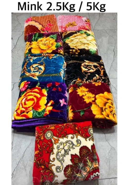 Post image I want 10000 pieces of Quilt at a total order value of 100000. I am looking for Size 5×7 single layer or double layer need upto 30000 pieces. Please send me price if you have this available.