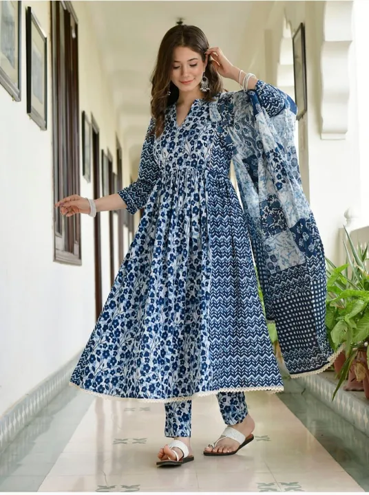 Women kurta pant and dupatta set  uploaded by Aleexa Outlet on 9/6/2023
