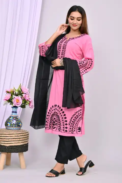 Embroidered kurti with dupatta and pent uploaded by MRG FASHION FAB on 9/7/2023