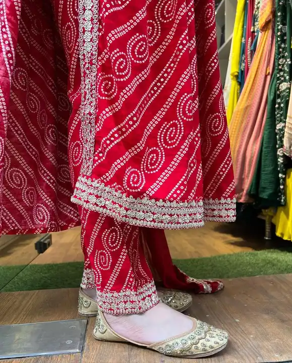 Festival wear bandhani kurta pant and dupatta  uploaded by Aleexa Outlet on 9/7/2023