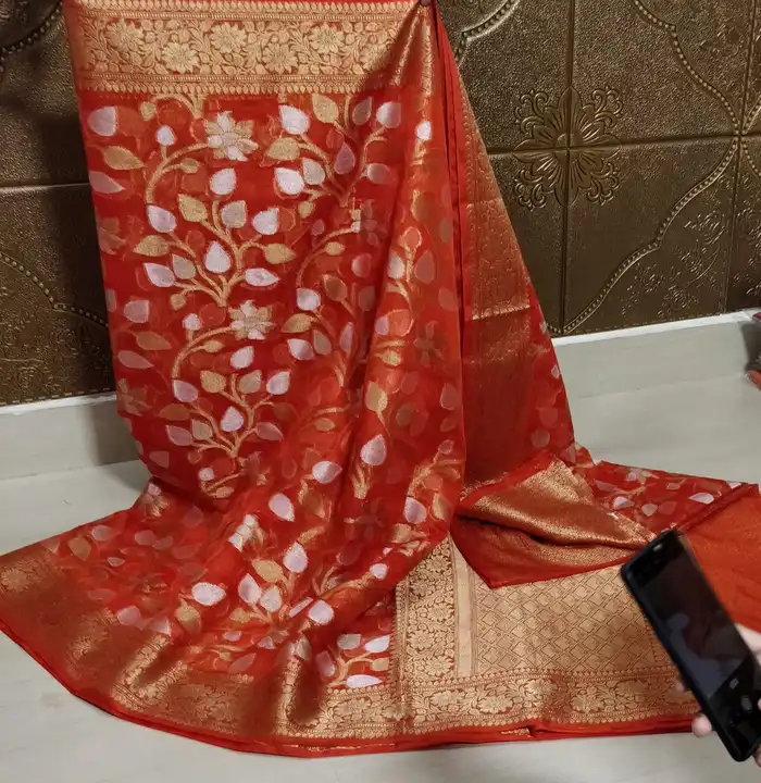 Product uploaded by SHAMEEMA SAREES on 9/7/2023