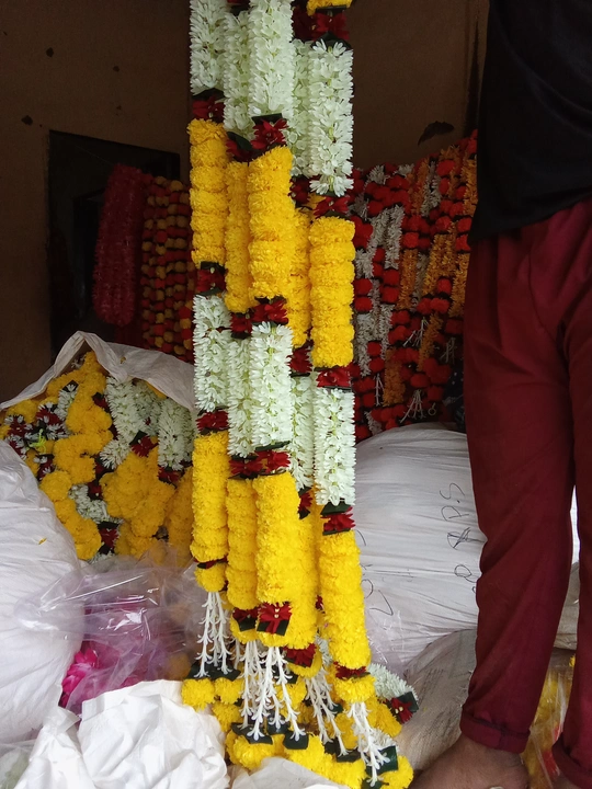 Artificial flowers Gokul special laadi uploaded by business on 9/8/2023