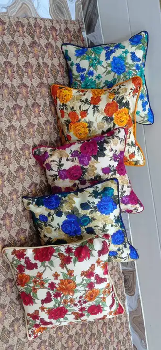 Piping cushion cover uploaded by Shyam Sunder & Co. on 9/8/2023