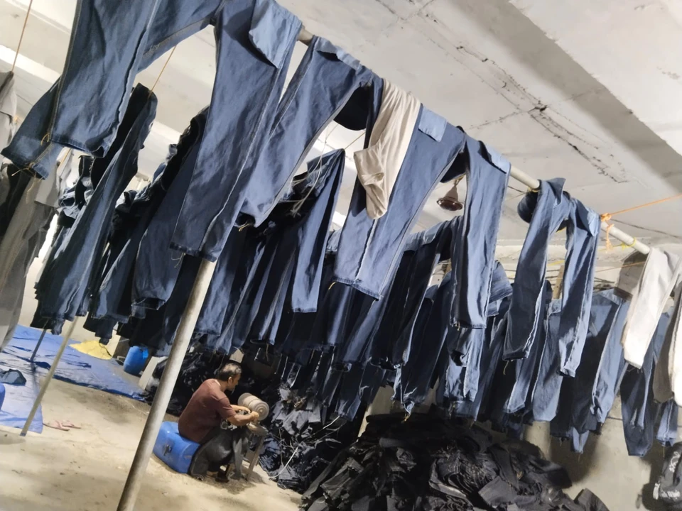 Factory Store Images of Delhi jeans manufacturer