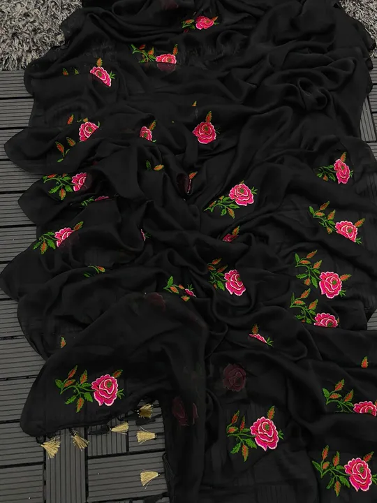 NEW LAUNCHING❤️

*BLACK BUTTA JARI❤️❤️*

*60gms satin chiffon fabric having multi coloured thread em uploaded by Maa Arbuda saree on 9/9/2023