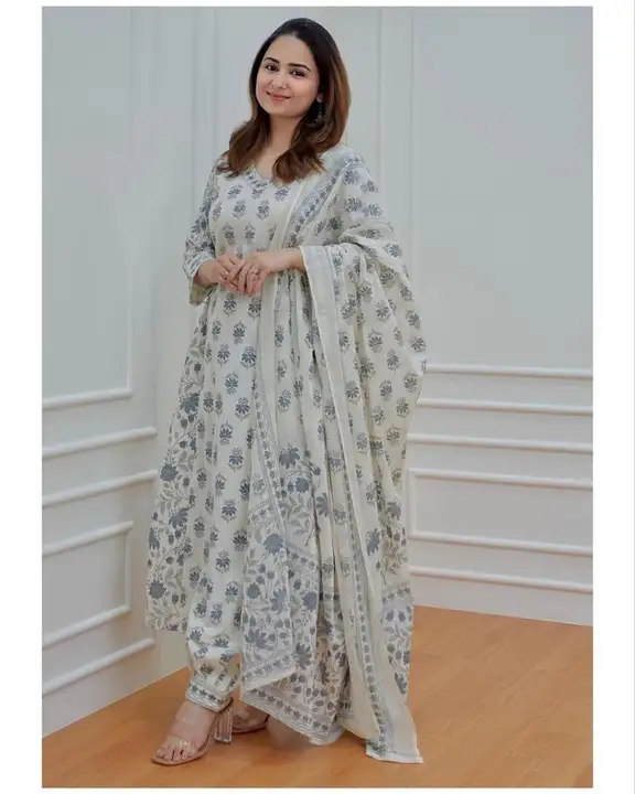 Pure Cotton With Beautiful Printed pattern uploaded by KCPC Bandhani on 9/11/2023