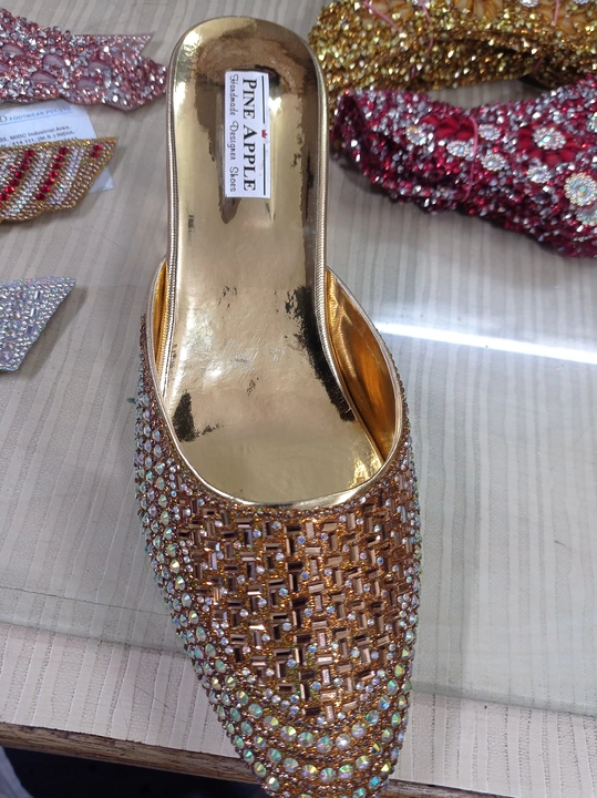 Product uploaded by Al fine footwear jajmau kanpur on 9/11/2023