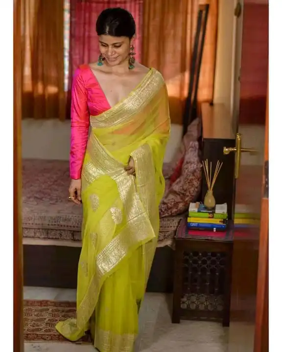 Banarasi handloom Pure Chiffon Saree  uploaded by S A Silk Sarees on 9/11/2023