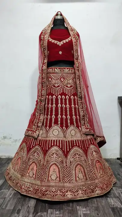 Product uploaded by Zam Zam unique collection 💃 on 9/14/2023
