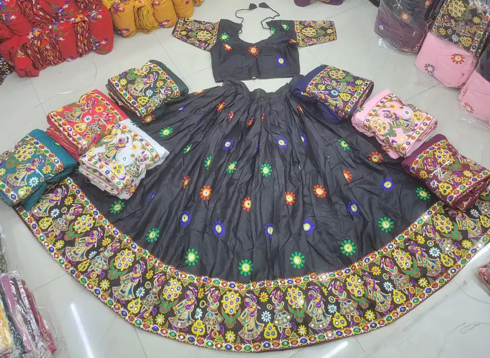 *💃🏻Beautiful Navratri Special Collection Presented by  CREATION ™💃🏻* uploaded by business on 9/15/2023
