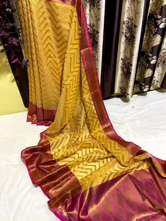 Banarasi tappeta soft silk saree  uploaded by MD.Noor creation manufacturer  on 9/15/2023