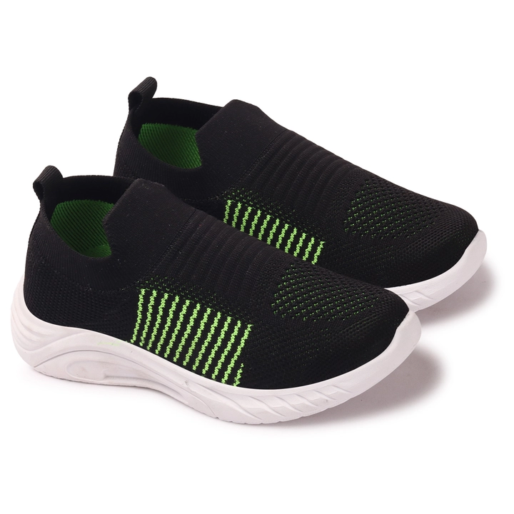 Boys flyknit sports shoes D-356 uploaded by business on 9/15/2023