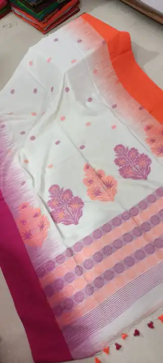 Post image Mercerised cotton weaving jamdani

With BP
Soft feel

Rate---2100+shipping/-

Book fast
 DM for orders or contact us on 9821690809