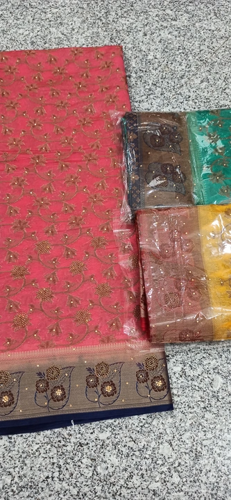 Heavy weaving saree soft fabric very beautiful  uploaded by Fashionmax on 9/17/2023