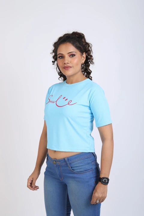 Crop top uploaded by MEERAN FASHION on 9/18/2023
