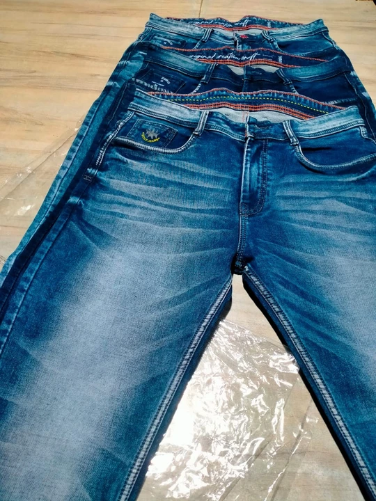 Post image Jeans manufacture has updated their profile picture.
