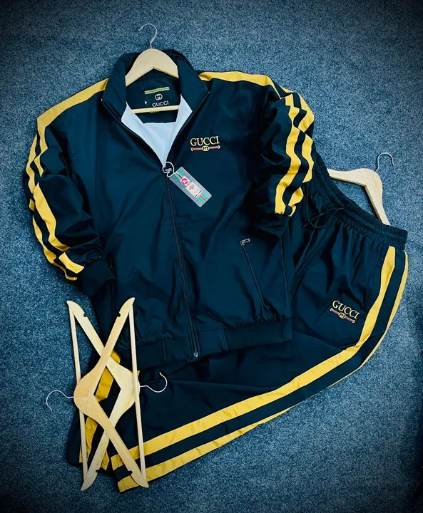 Men's heavy quality track suit  uploaded by business on 9/19/2023