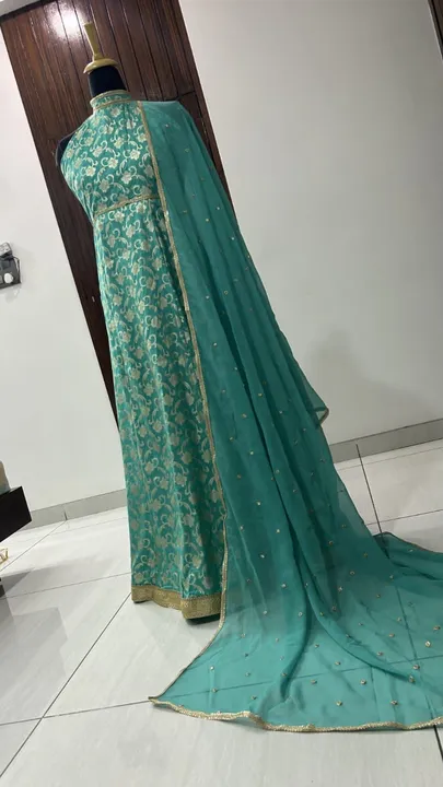 Gown with dupatta set uploaded by VINAYAK desinger  on 9/20/2023