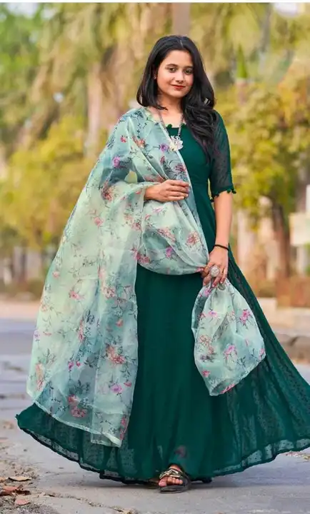 Post image I want 1 pieces of Kurta set at a total order value of 500. I am looking for Blue hills -xxl. Please send me price if you have this available.