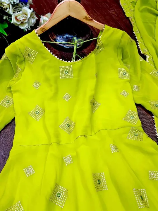 Gown with dupatta  uploaded by VINAYAK desinger  on 9/21/2023