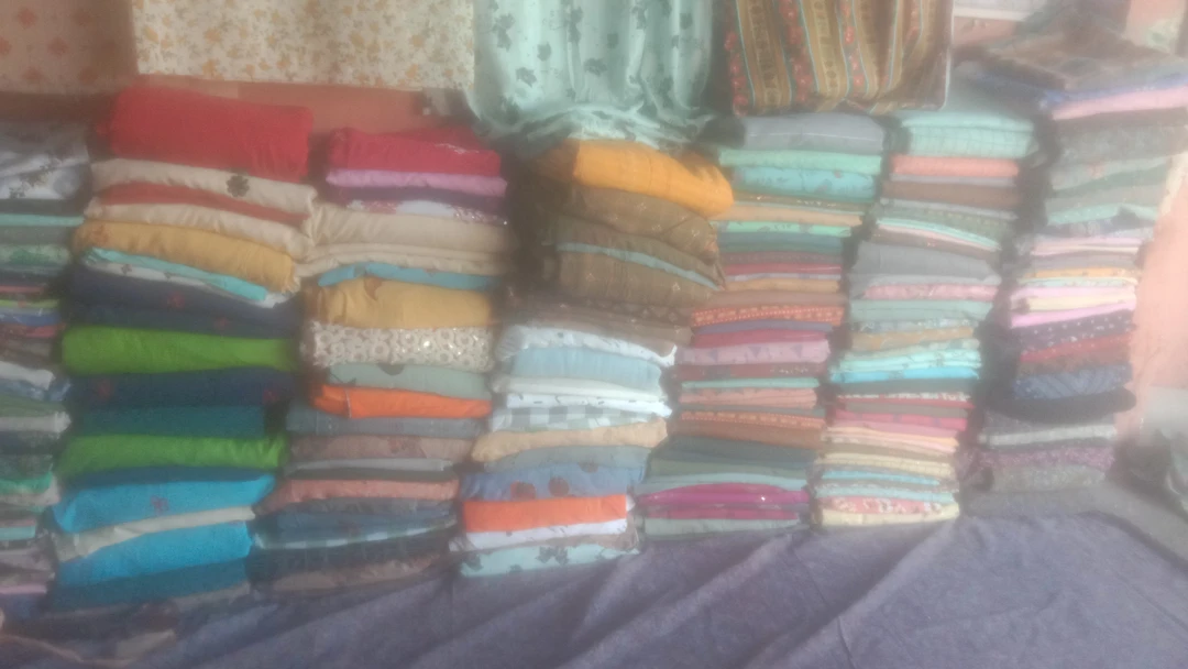 Warehouse Store Images of Cloths textile