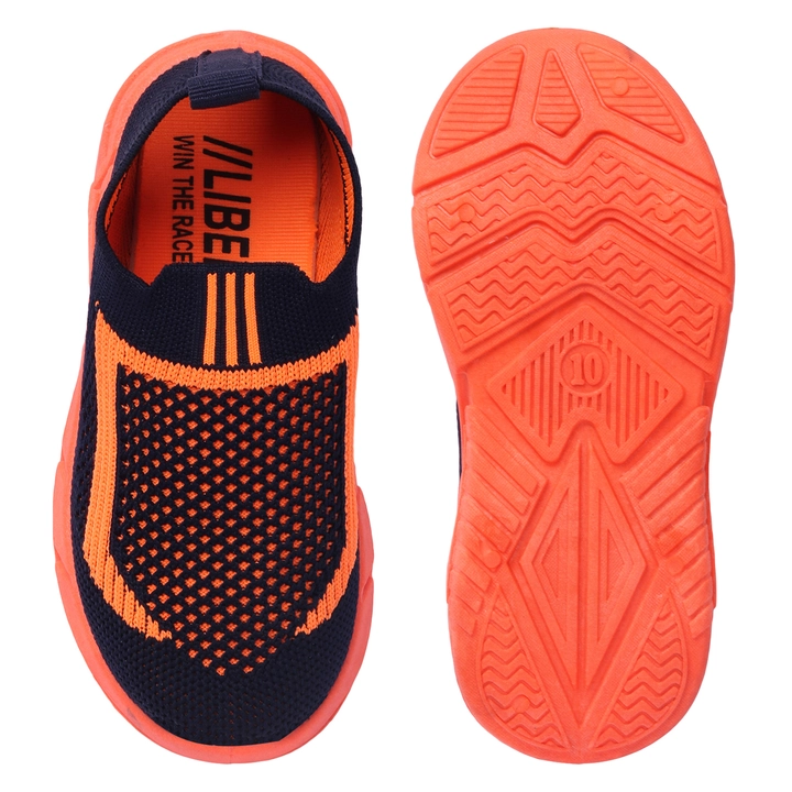 Kids Flyknit Sports shoes D-140 uploaded by Libero Footwear on 9/22/2023