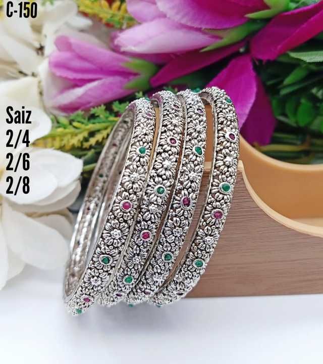 Antique bangles uploaded by Imitation jewellery Raj  on 3/21/2021