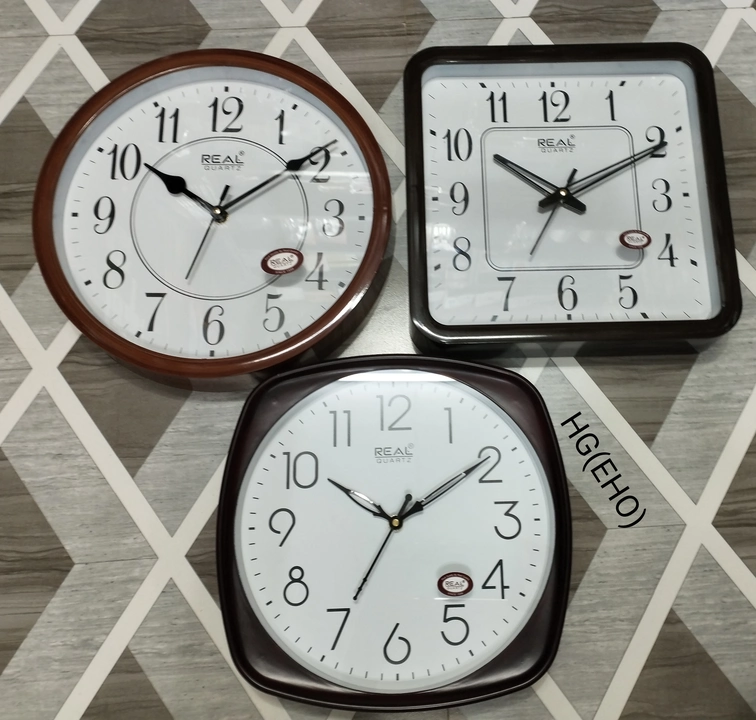 Wall clock  uploaded by Hatimi gifts on 9/26/2023