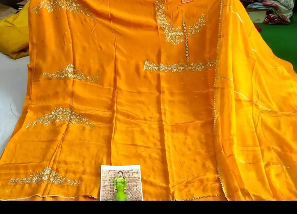 #karvachauth special💎#हीरे जैसे चमकने वाले #pure Panjabisuit इतने#जबरदस्त सूट आप#ढूंढते रह जाओगे uploaded by Deep boutique collection gohana on 9/26/2023
