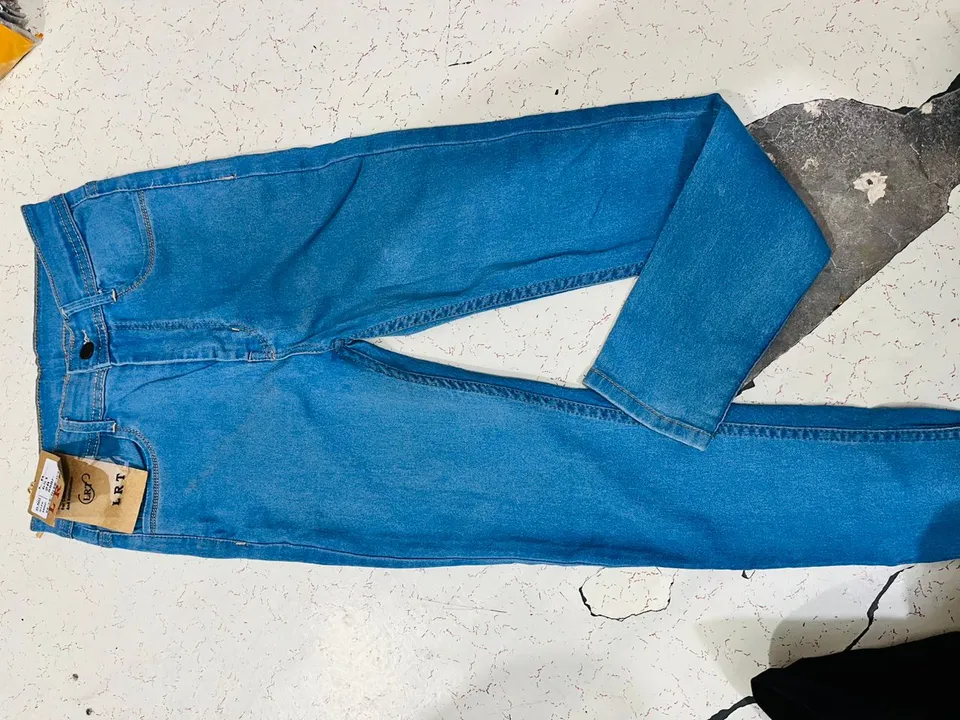 Jeans pent size 28+30+32  uploaded by Delhi fashion garments on 9/26/2023