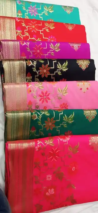 Best  quality
material banarsi saree  uploaded by Zy textiles on 9/27/2023