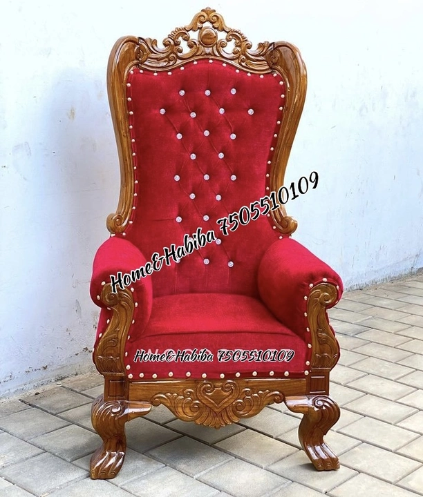 King size chair uploaded by Habiba woods on 9/28/2023