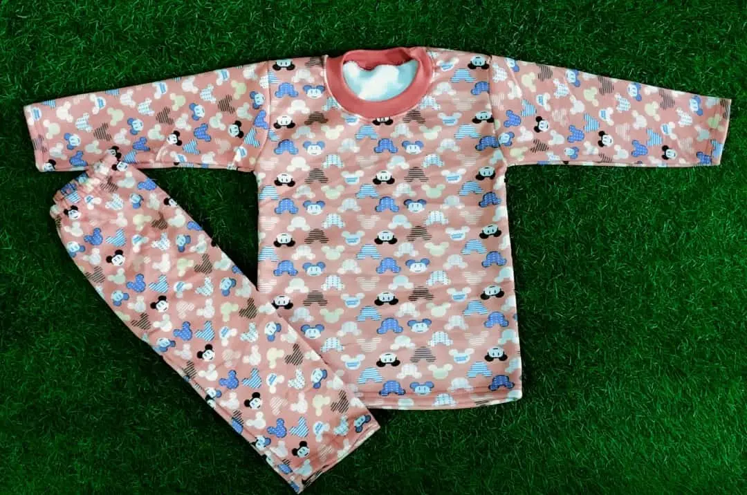 Kid's suit uploaded by Wholesale wholesale  on 9/28/2023